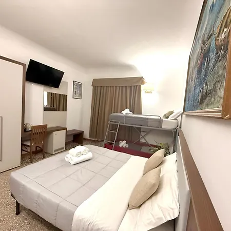 Grand Gaeta Hotel Rome Exterior photo
