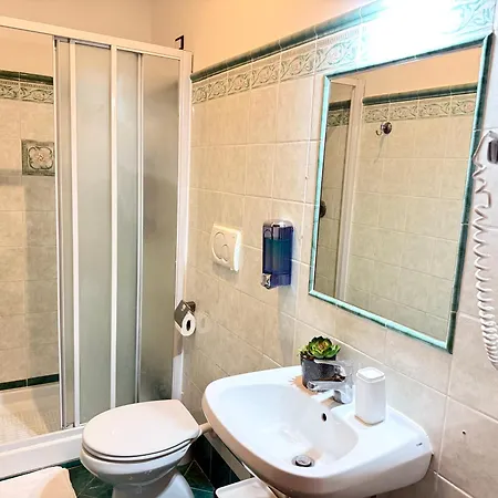 Grand Gaeta Hotel Rome Exterior photo